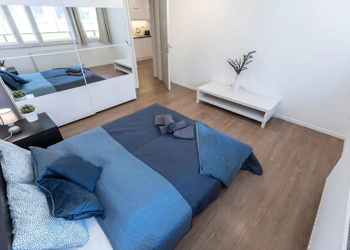 Gems Of - Sapphire * Budapešť