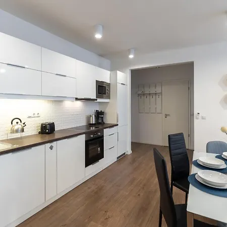 Gems Of - Sapphire Apartament *